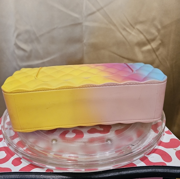 B Ombr​é Quilted Convertible Clutch Summer-y,fun, jelly,rainbow light  cute NWT - Picture 6 of 15